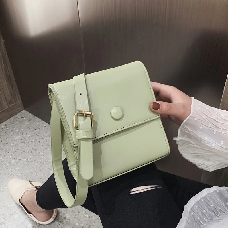 

Small bag women New Korean version of small square bag wide shoulder strap fashion Joker shoulder Messenger bag