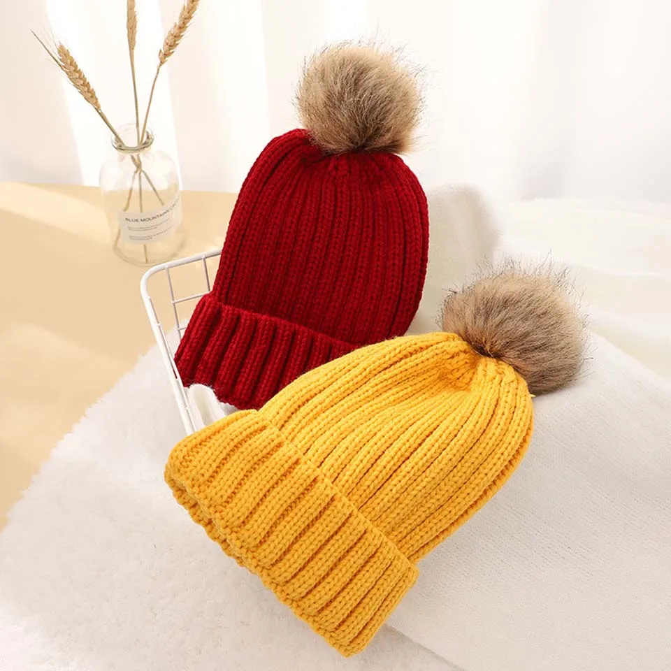 

Infant Baby Boy Girl & Mom Winter Knit Warm Soft Beanie Hat Hairball Cap for Adult Children Family Matching Caps Hats With the F