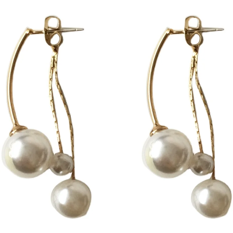 

Bilandi Fashion Jewelry Simulated Pearl Earrings Hot Selling 2021 New Design Golden Plating Round Drop Earrings For Girl