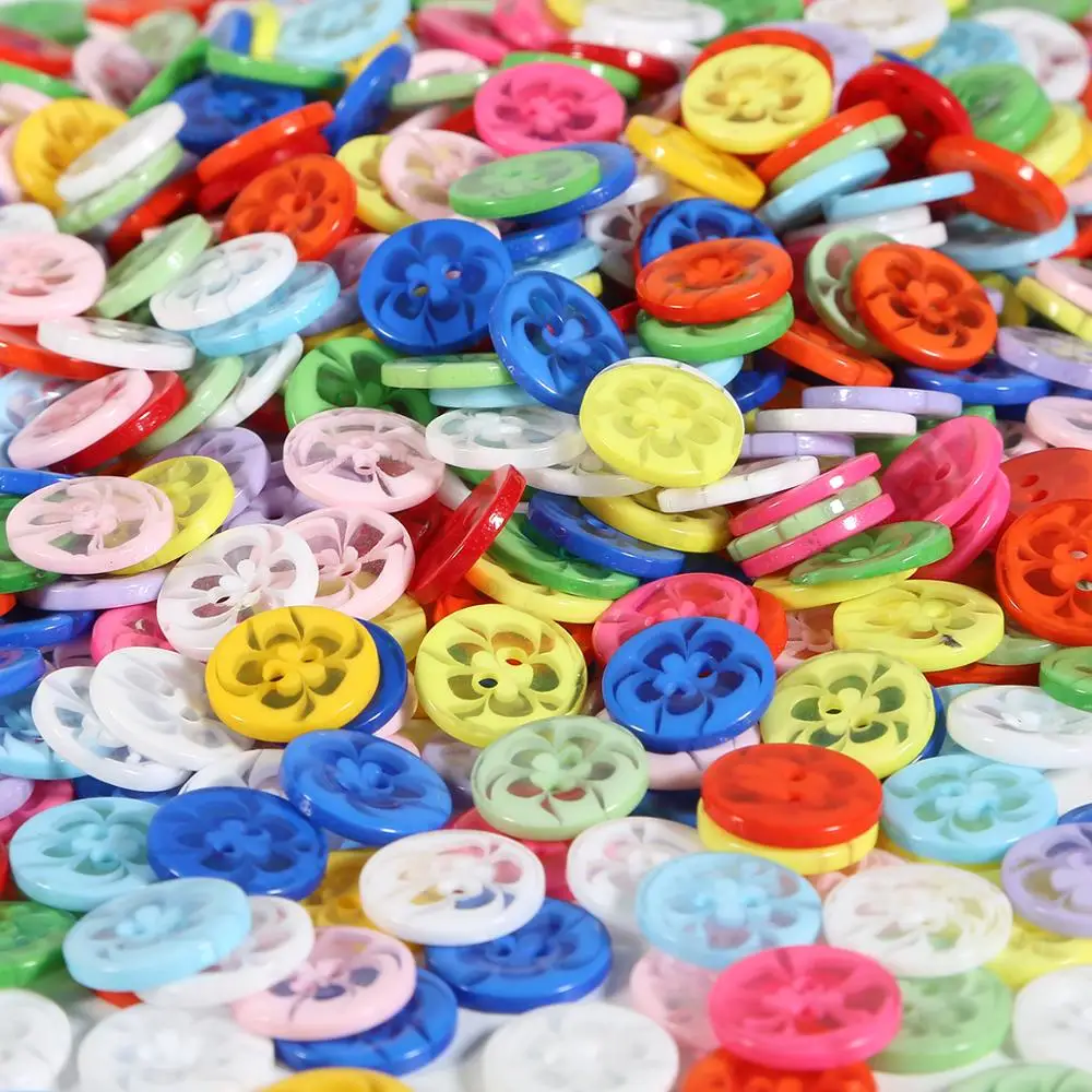 100 шт. лидер продаж 14 мм разные прозрачные в форме цветка окрашенные пуговицы из