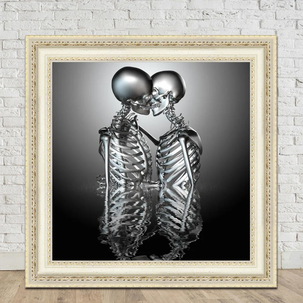 

Embracing Skeleton Metal Figure Wall Art Canvas Painting Couple Poster and Print Wall Picture for Living Room Fashion Home Decor