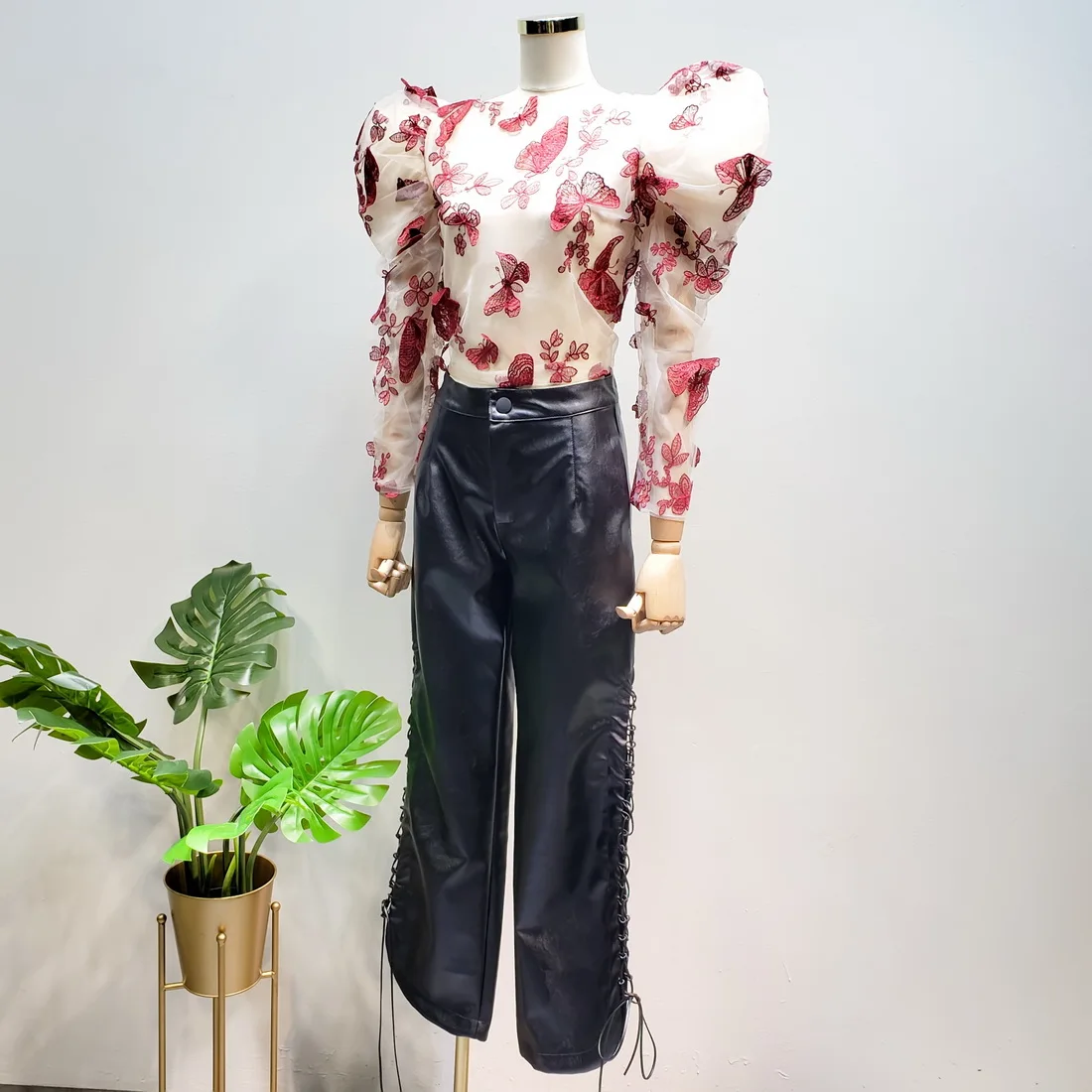 L77street Heavy Industry Mesh Butterfly Embroidered English Lantern Sleeve Perspective Slim Long Sleeve Thin Shirt