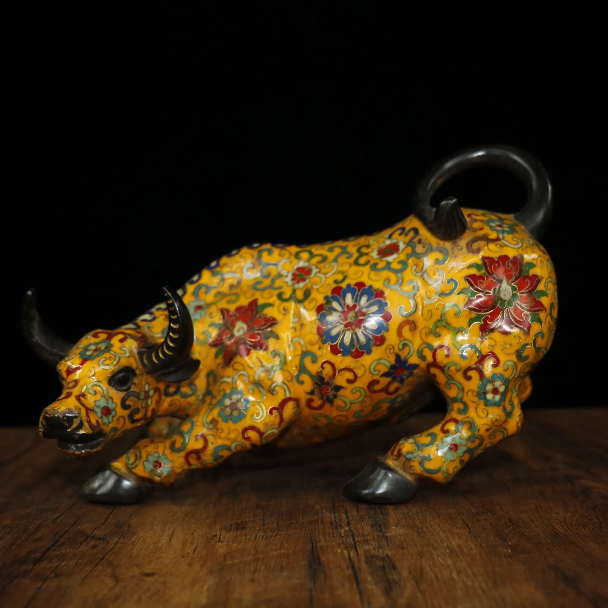 

Home Decor 10" Tibet Buddhism Temple Old Cloisonne bronze Lucky Bull Zodiac Bull Statue Bull stock Wall Street Bull Market Bulli
