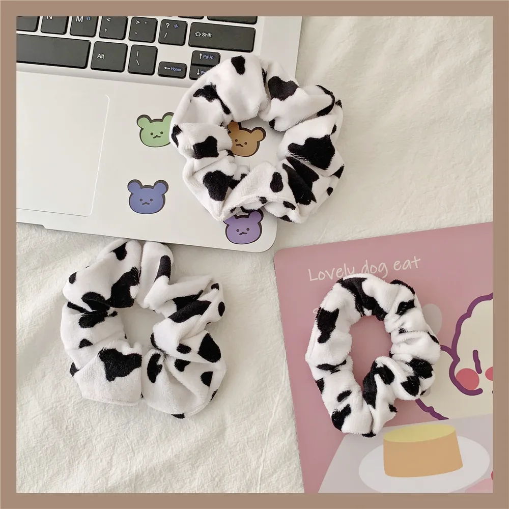 

Корейский стиль с изображением коровы плюшевая повязка для волос с галстуком хвостик волос Веревка элегантный кишки Кольцо повязка на голо...