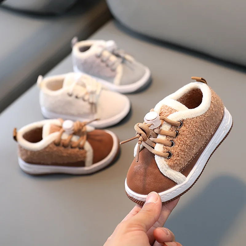 

Cute Flock Upper Children Sneaker 2021 Nice White Velvet Bordered Girls Shoes Sneakers Warm Furry Plush Boys Cotton Shoes E10041