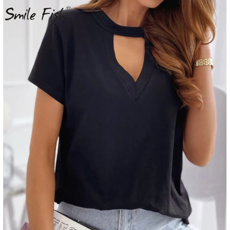 Футболка женская с перфорацией и коротким рукавом шикарный чокер V-образным