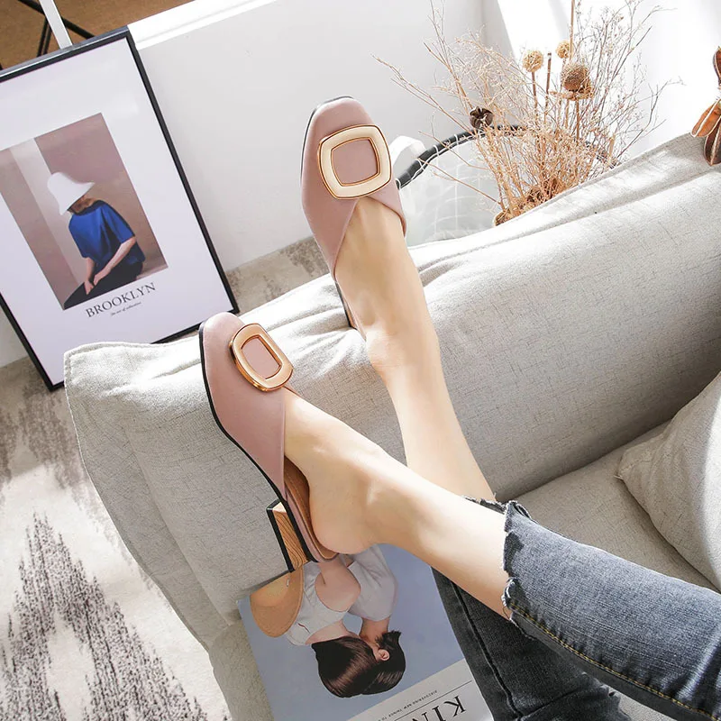 

Shallow Big Size Slippers Casual Shoes Low Slides Mules For Women 2021 Pantofle Luxury Flat New Scandals Basic Bonded Leather