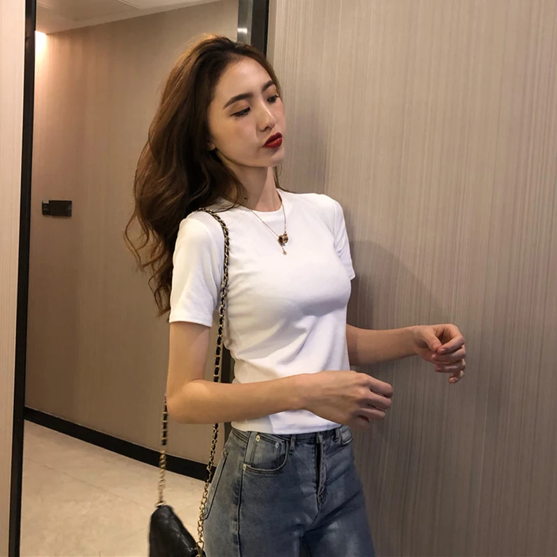 Женская футболка в западном стиле базовая с коротким рукавом и круглым вырезом