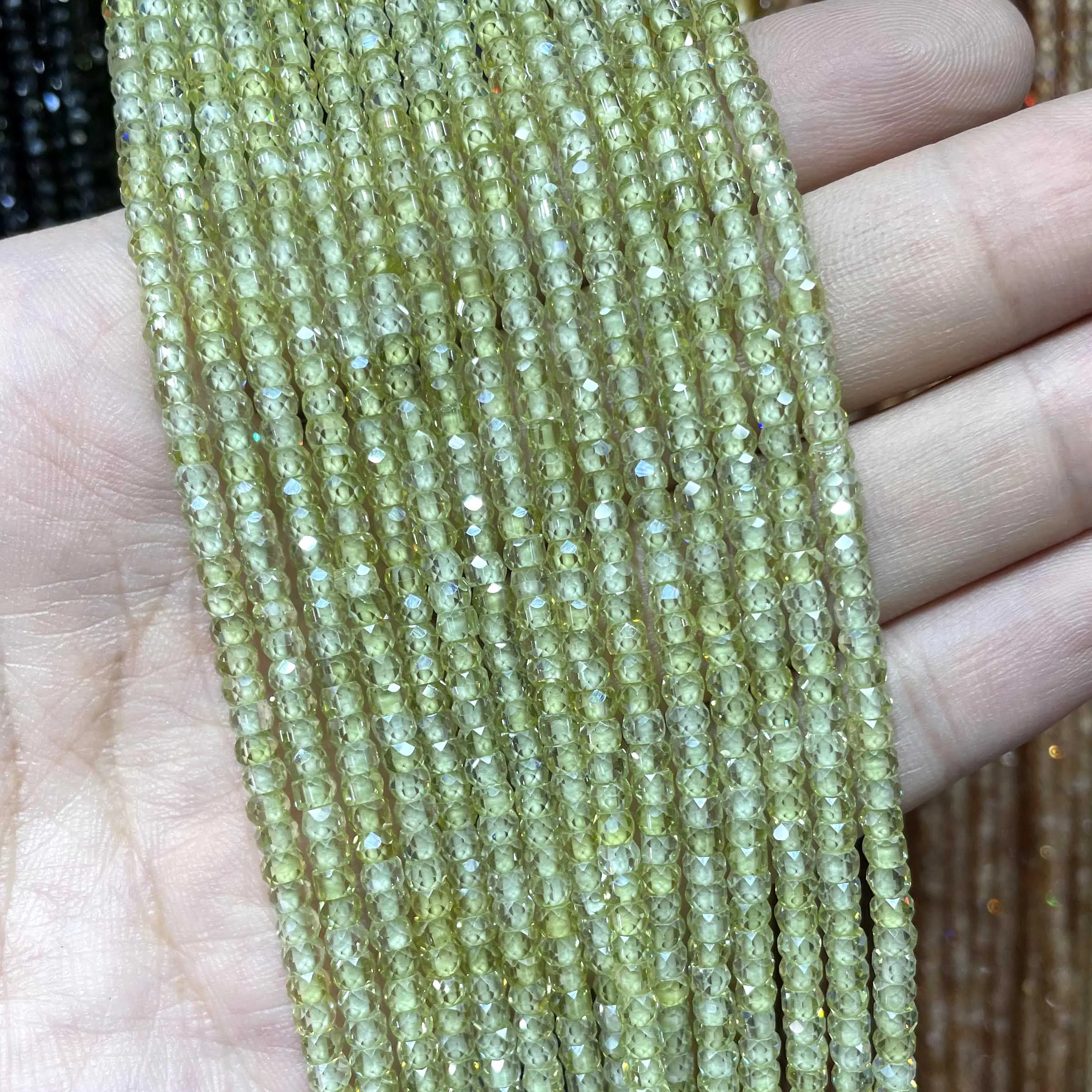 Граненые кубические циркониевые Стразы 2*3 мм разноцветные круглые бусины