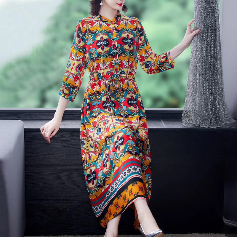 

Платье-миди женское летнее из шелка тутового шелкопряда с цветочным принтом