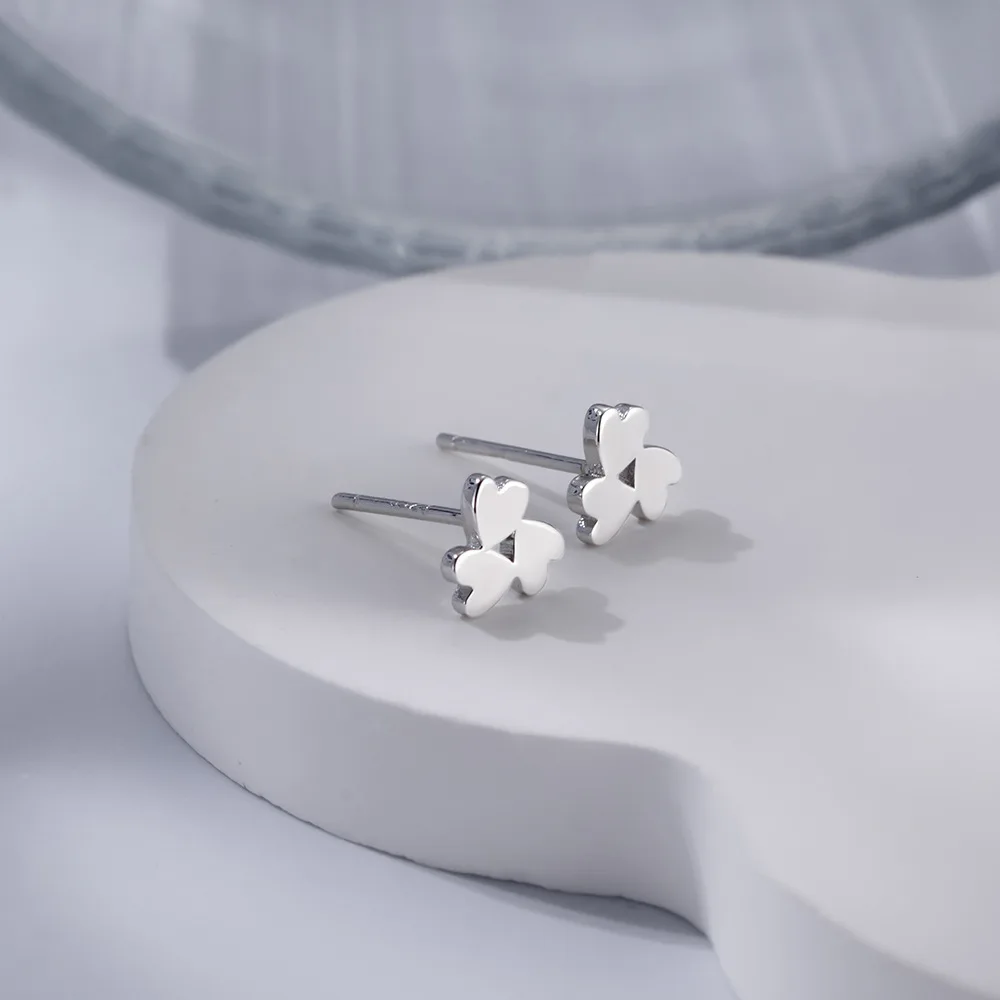 

S925 Sterling Silver Love Earrings Personality Korean Three-Heart Hypoallergenic Fashion Earrings 0.52g Light Luxury
