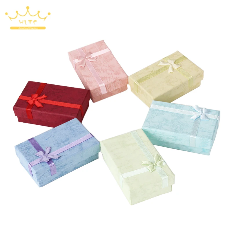 Оптовая продажа комплектов ювелирных изделий разных цветов коробка для