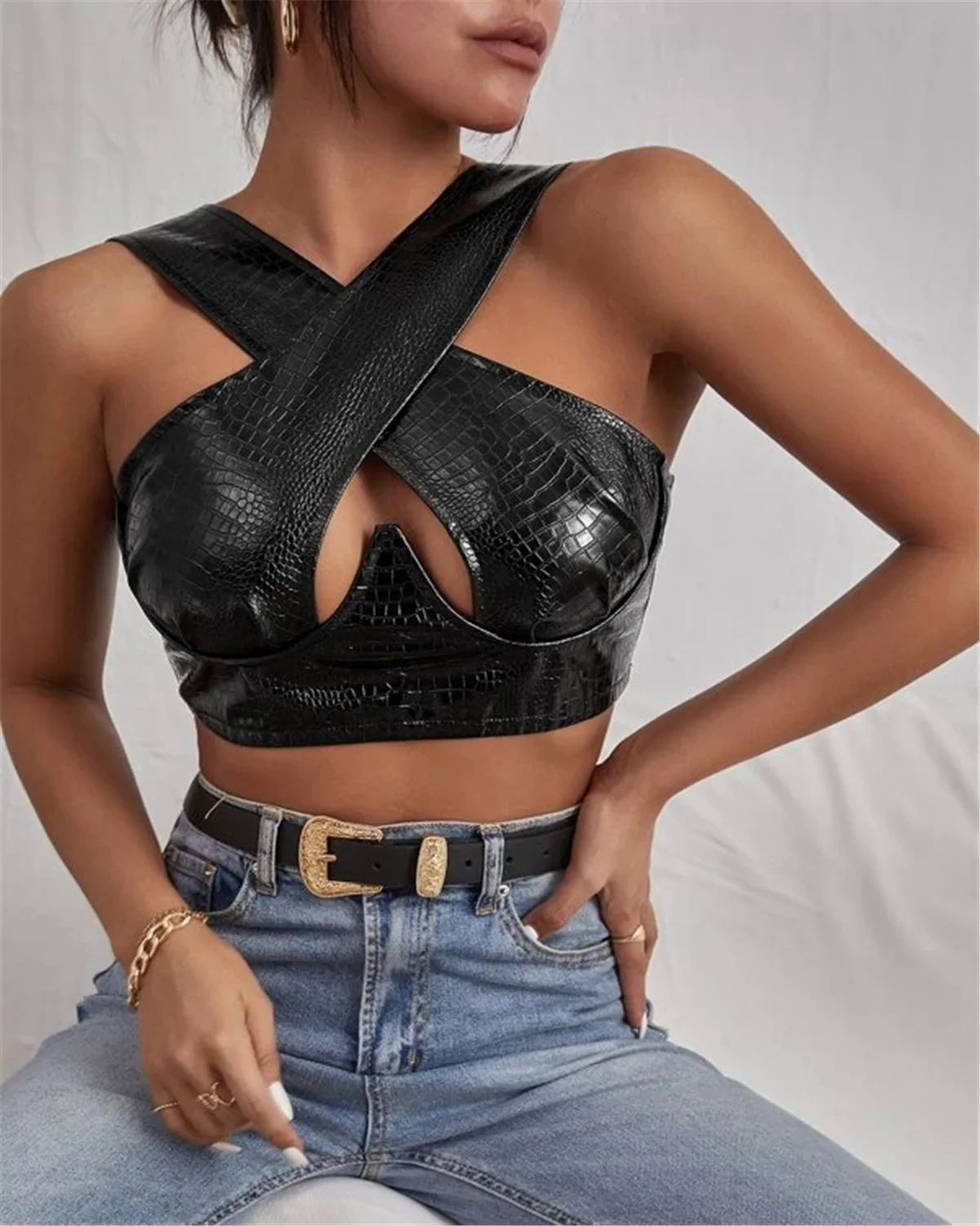 

2022 Summer Women Sexy PU Leather Backless Cropped Top Nightclub Crossover Neck-Mounted Hollow Out Solid Color Black Tanks