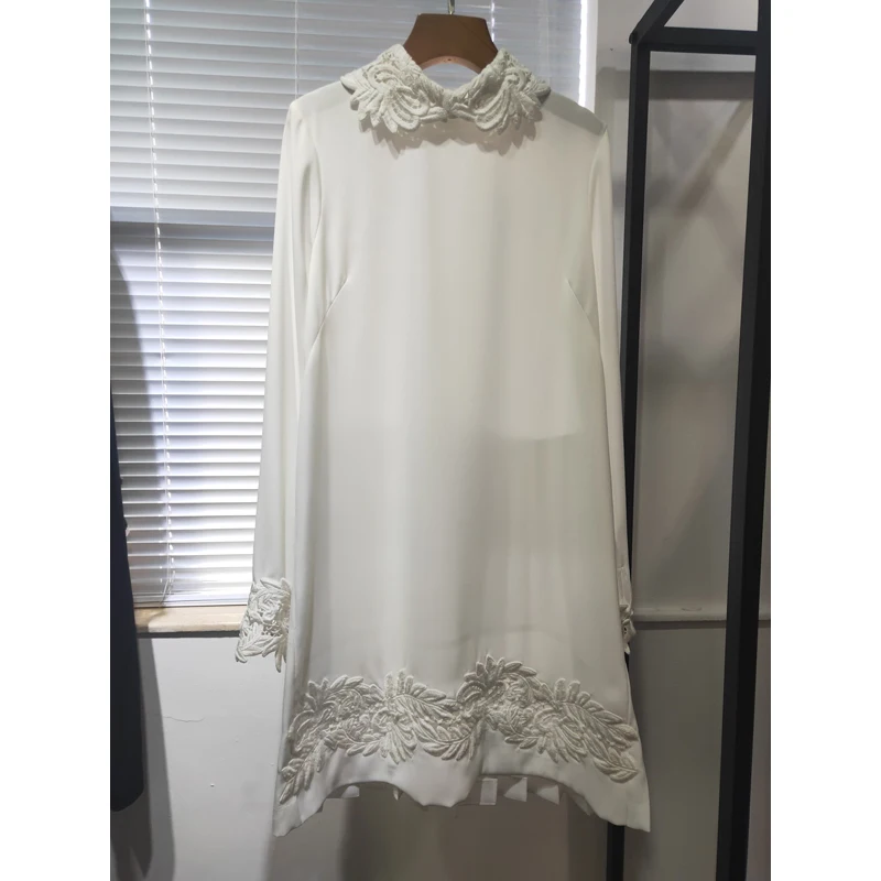 

High Quality Autumn 11.19 Winter New Fashion Hollow Out Embroidery Turn Down Collar Long Sleeve Temperament A-line Dress Women
