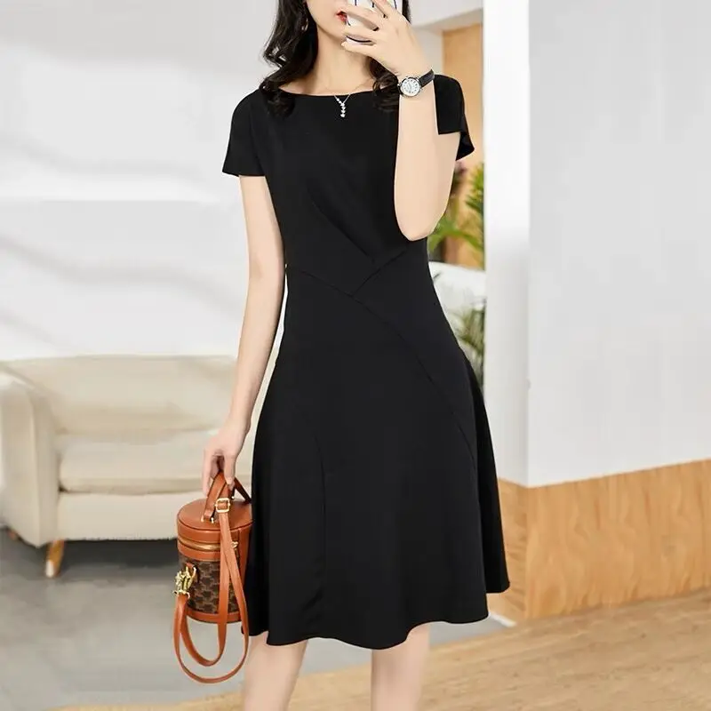 

Black One-line Collar Dress 2021 New Summer Age A-line Temperament Small Skirt Female Waist Slimming Small Black Dress
