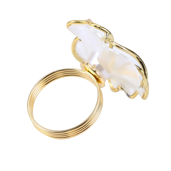 

8Pcs/Lot Fashion Napkin Ring White Flower Napkin Ring Hotel Exquisite Napkin Button Wedding Table Decoration Napkin Ring