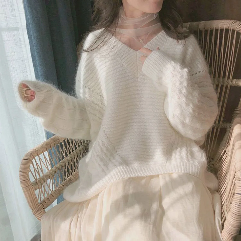

Batwing Sleeve V-neck Women's Knit Sweater Lazy Style Loose Sweater Female Sweet Pullovers 2021 Autumn New Ladies Clothing Trend