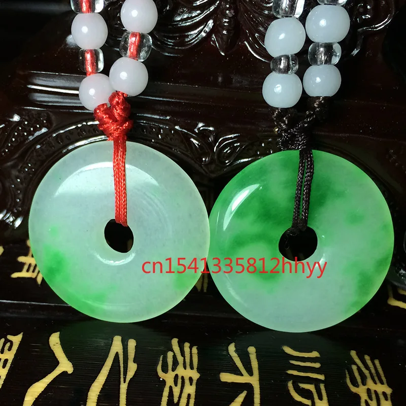 

Quartzite Jade Green Floating Flower Ping An Buckle Charm Jewellery Hand-Carved Pendant for Women Men Fashion Accessories