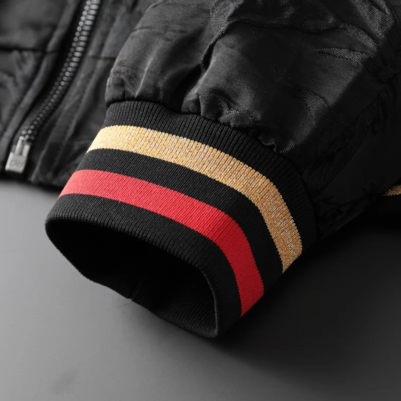 

Coats & Jackets