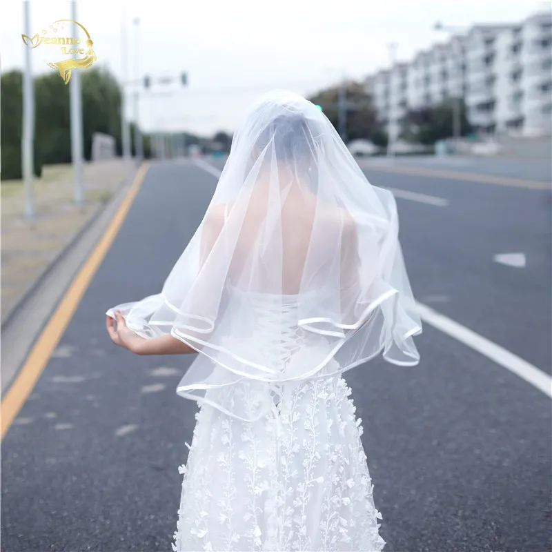 Фата двухслойная Женская длиной до локтя короткая свадебная с расческой лентой