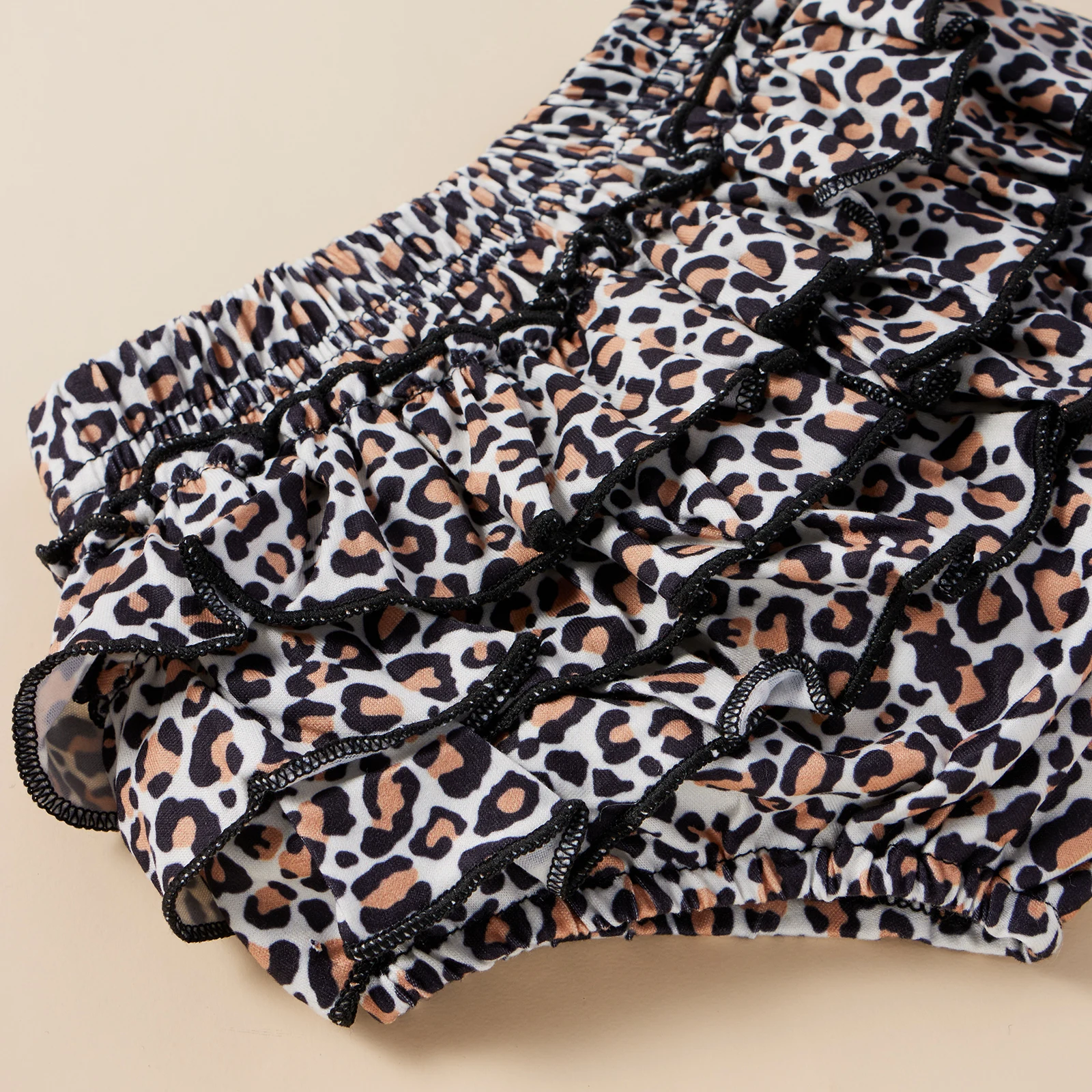 

0-24 Months Baby Girls 3Pcs Clothes Set Solid Color Short Sleeve Crop Tops with Leopard Multi-layer Triangle Short and Headband