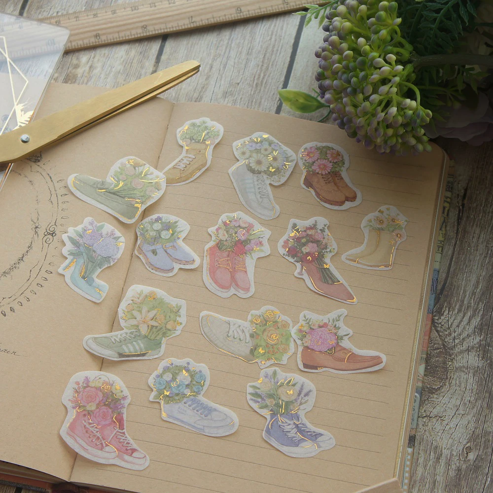 

44pcs Gold Flower In Shoes Style Paper Sticker Scrapbooking DIY Gift Packing Label Decoration Tag Party Decoration