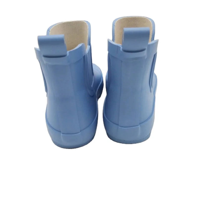 

Popular design 100% natural rubber anti-skid outdoor low cut custom women gumboots