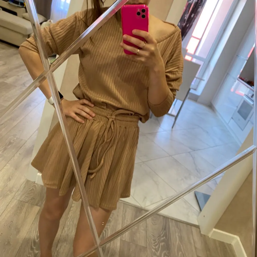 

2 Pcs Women Casual Set Fashion V Neck Long Sleeve Loose Kint Top + High Waist Wide Leg Shorts Wild Suit Mujer