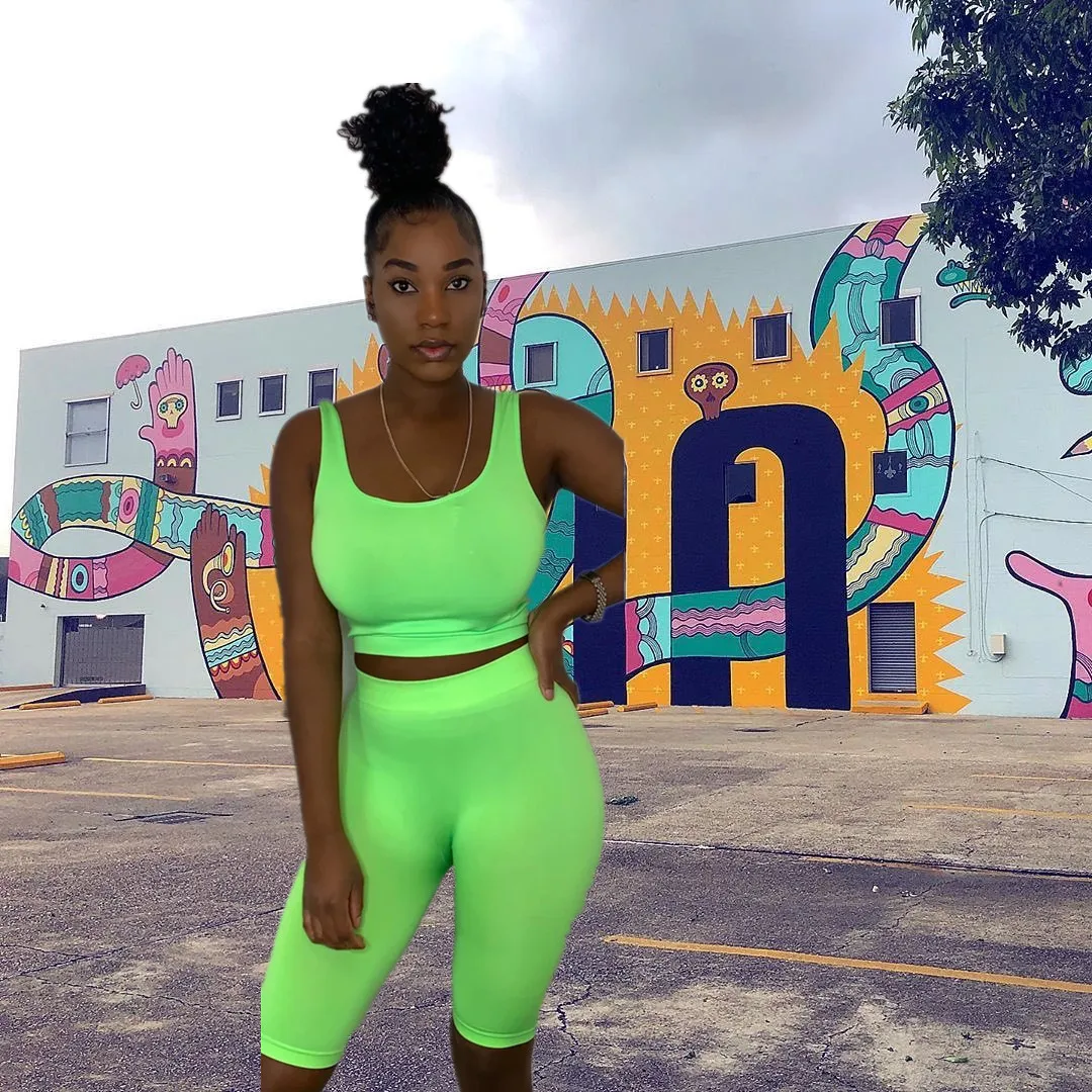 Женский спортивный костюм из двух предметов футболка шорты леггинсы для фитнеса