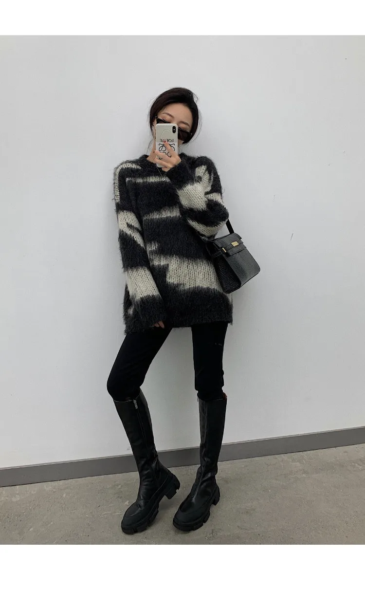 

Women's autumn and winter new street round neck casual loose long-sleeved mohair color matching sweater women