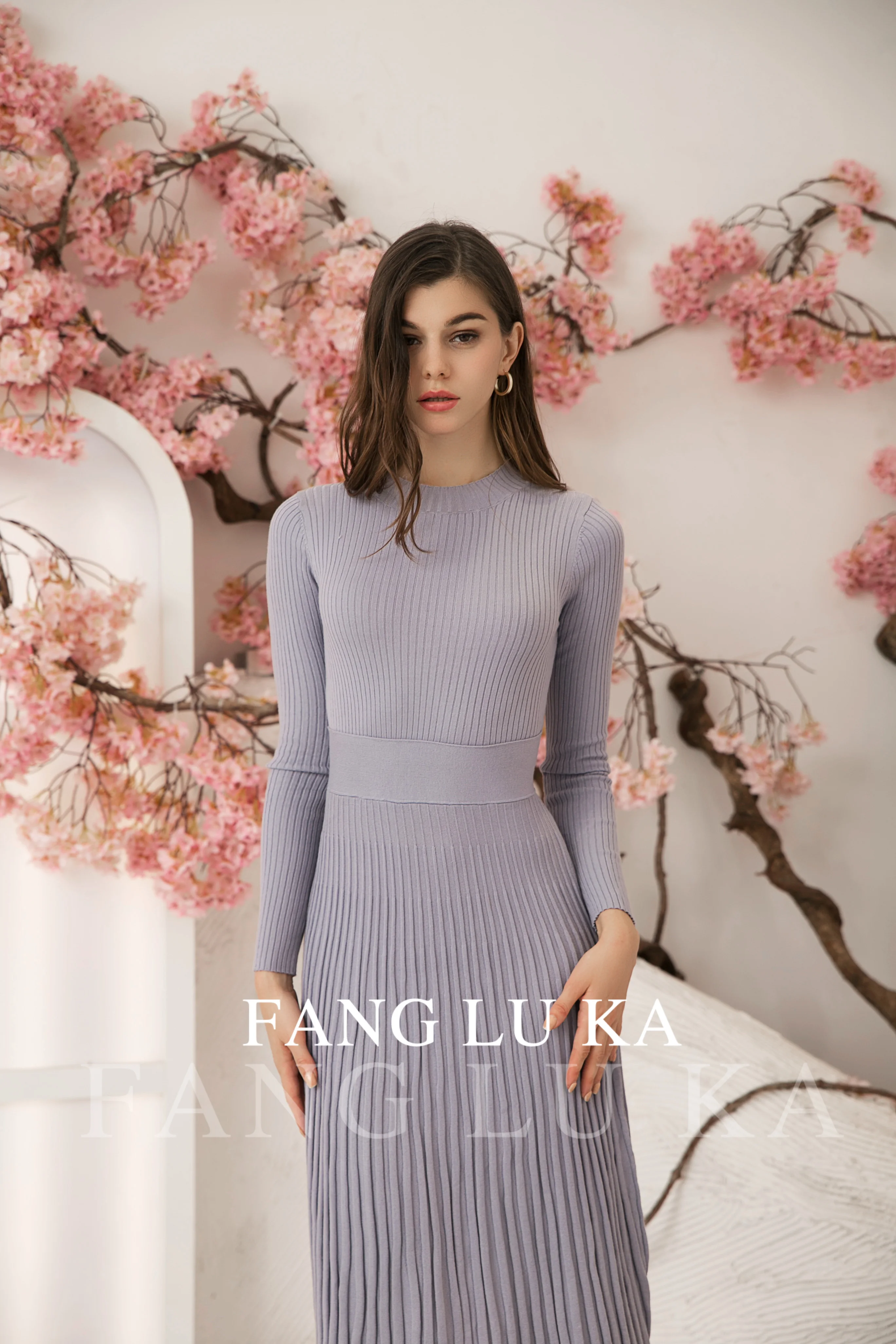 

Fashion Fall And Winter cashmere Knitted dress high collar medium length buttock tight dress women's slim pleated dress