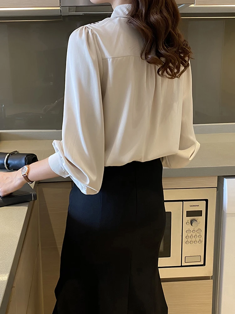 

New Silk Long Sleeve Blouse Satin Lapel Letter Summer Tops Comfortable Fashion Casual Shirt 2021houthion Office Lady