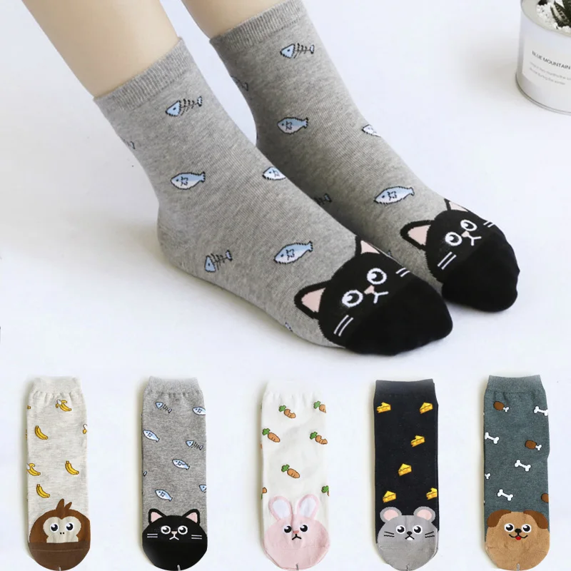 

Newly Design Cute Cotton Jacquard Fruit Socks Women kawaii Lovely Animal Cat Footprint Dog Sock Winter Female Crew Women Socks