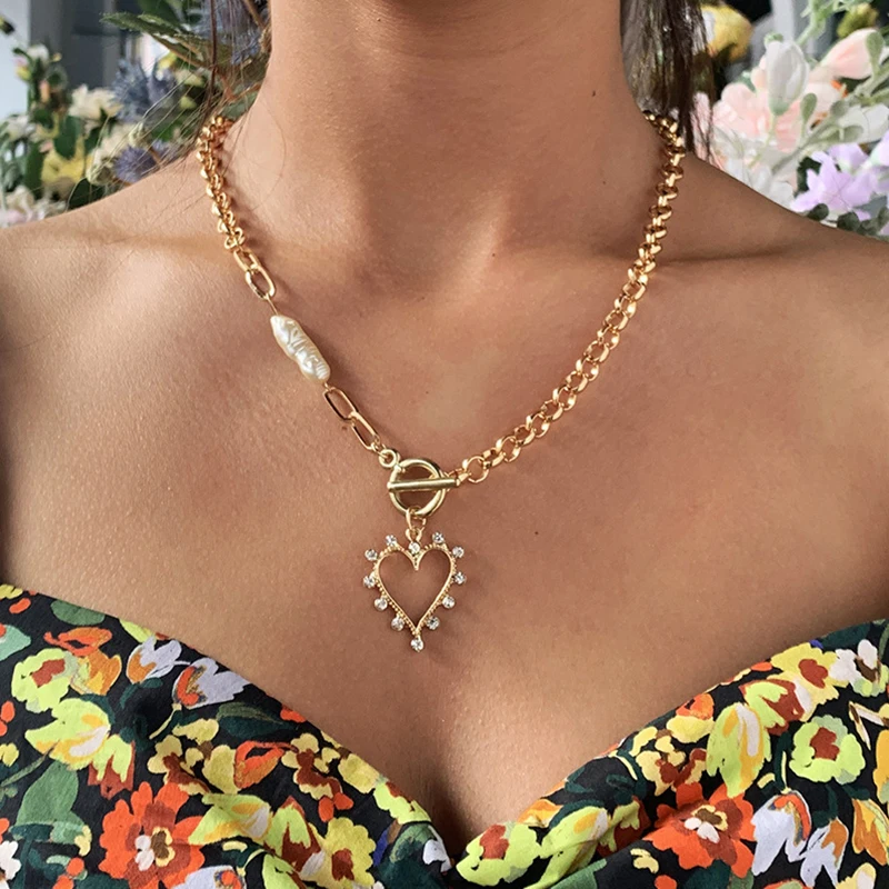 

Cuban Link Chain Necklace Shiny Crystal Lover Heart Lariat Pedant Necklace for Women Gold Color Bohemia Baroque Pearl Choker