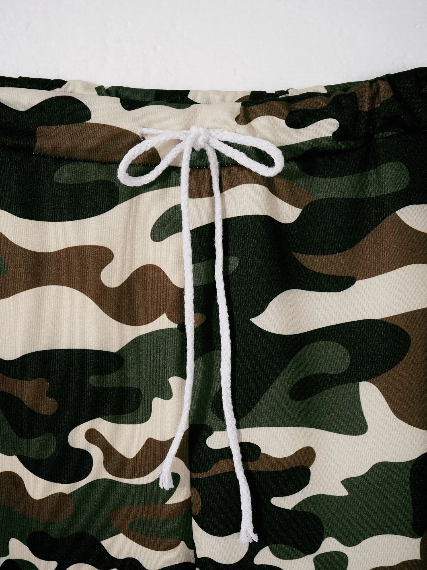 

TiaoBug 2Pcs Women Camouflage Print Sport Suit Hooded Hoodie Long Sleeves Sweatshirt Top And Pants Set For Running Gym Yoga