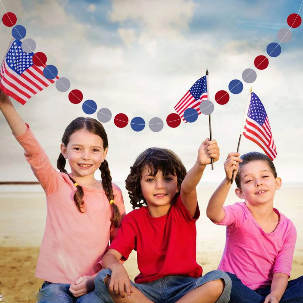 

1 Set 3Pcs 2m Round Paper Hanging Garlands Independence Day Party Banners (Assorted Color)