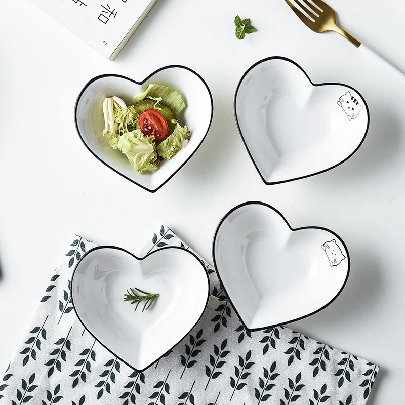 Японская Мультипликация Форма Сердца Керамическая обеденная тарелка черный