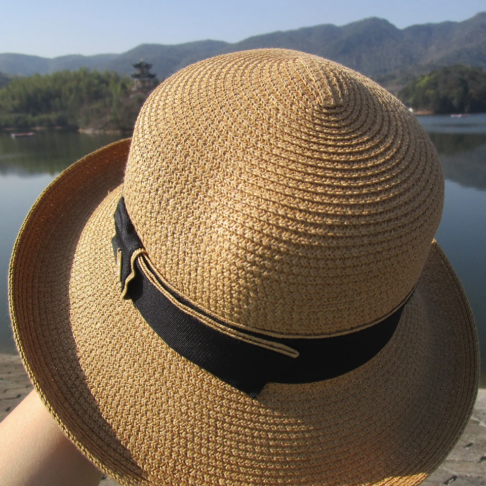 Шляпа Соломенная женская Пляжная с черным ремнем и защитой от УФ-лучей цвет хаки