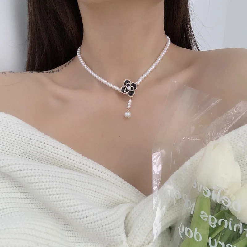 

Camellia Sweet Fall New Pearl Necklace Temperament Flower Pendant Neckalce for Woman