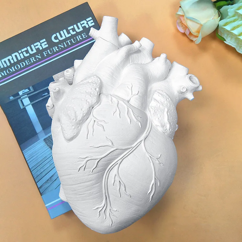 

Anatomical Heart Shape Vase Artificial Heart Sculpture Flower Art Resin Vases Pot Personalized Ornaments for Home Decor Gifts