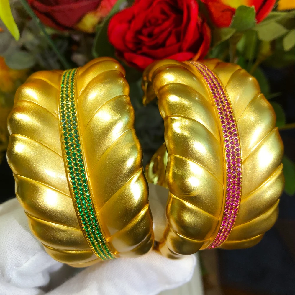 

Soramoore High Quality Luxury Vintage golden Necklace Bangle Earrings Ring for Women Bridal Wedding Party Gorgeous Jewelry Set