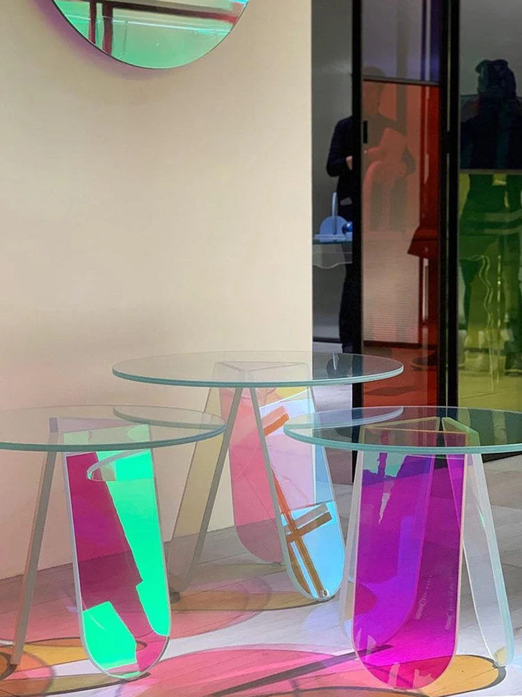 

Маленький кофейный столик в скандинавском стиле, акриловый столик для гостиной с подсветкой, роскошный и простой прозрачный стеклянный мал...