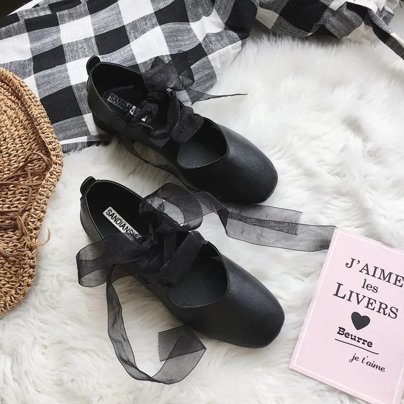 Женские лоферы на плоской подошве дамские балетки с милым бантом из ленты