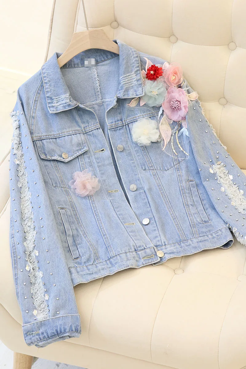 

2019 Spring and Autumn New Loose Beaded Embroidered Flowers Jeans Coats Outwear Girls Lady Big Holes Denim Jacket Womens Jackets