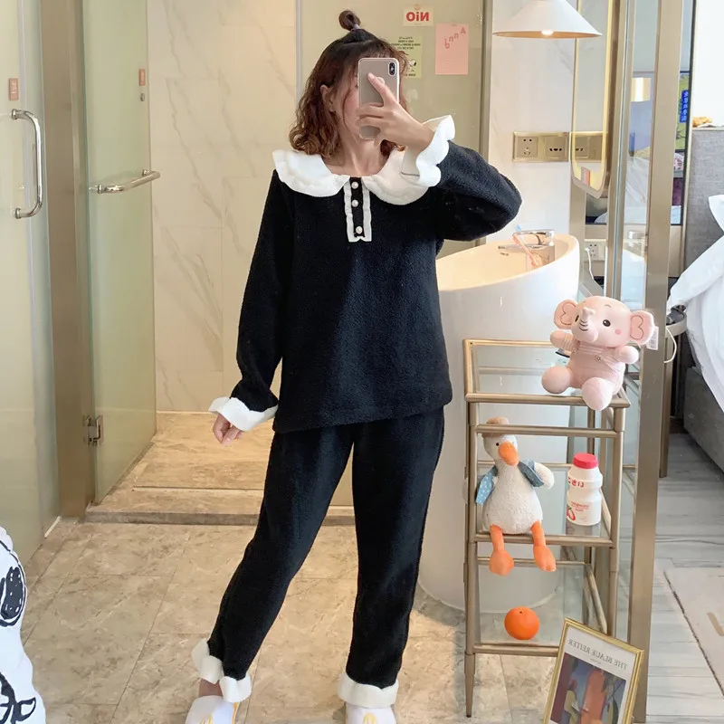

Vintage Women Pajamas Sweet Princess Pyjamas Winter Warm Polar Fleece Long Sleeve Female Sleepwear Lolita Maid Home Suit