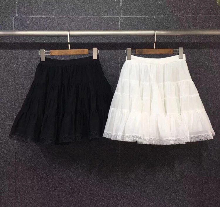 

2021 new women fashion solid color decorative lace trim pleated all-match skirt 909