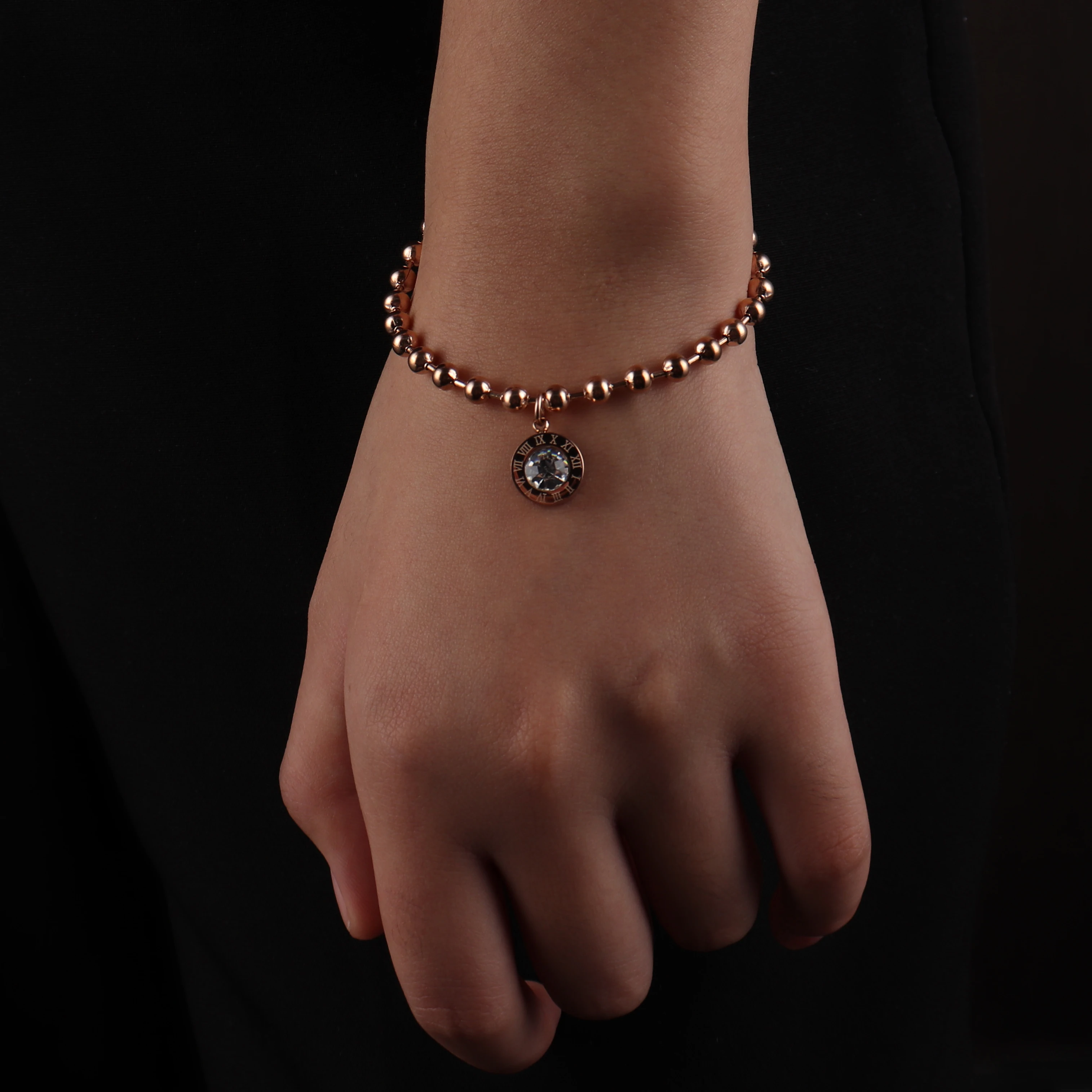 

female fashion jewelry stainless steel Crystal Circle Pendant Bracelet & red rope Roman Numeral bracelet Fashion Accessories