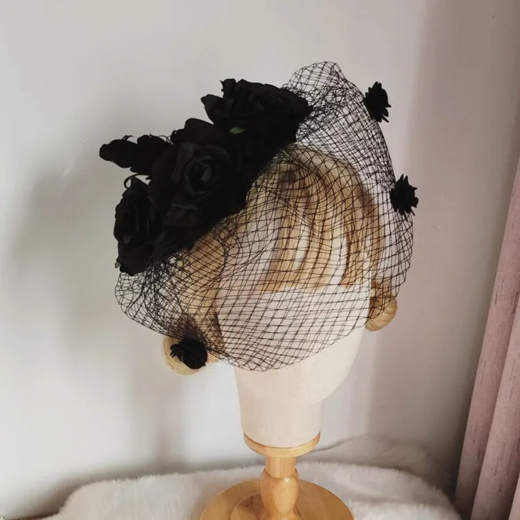 

2022 New Gothic Black Lolita Flower Veil Fascinator Hair Clip Top Hat Cocktail Wedding Party Church Headpiece