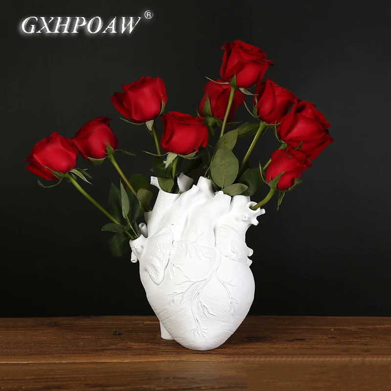 

Heart Shape Vase Home Decoration Flower Arrangement Resin Vases Ornaments Creativity Simplicity Exquisite Art Crafts Decorate