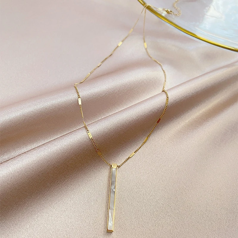 

2020 South Korea New Exquisite Shell Titanium Steel Necklace Simple Fashionable Clavicle Chain Women's Jewelry